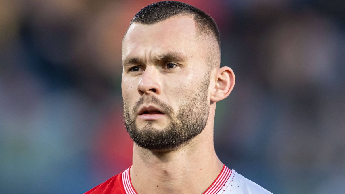 Vysněný útočník vysedává na lavičce. Jak Slavia (ne)využívá posily